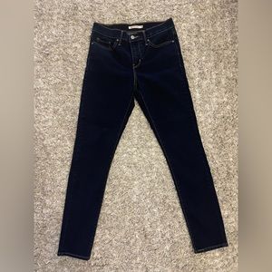 Levi’s 311 Shaping Skinny jeans size 28